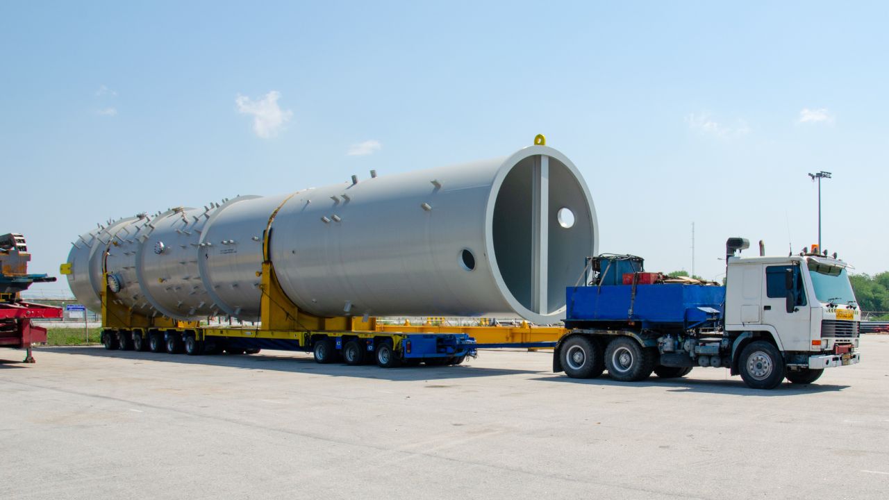What Is Oversized and Heavy Cargo