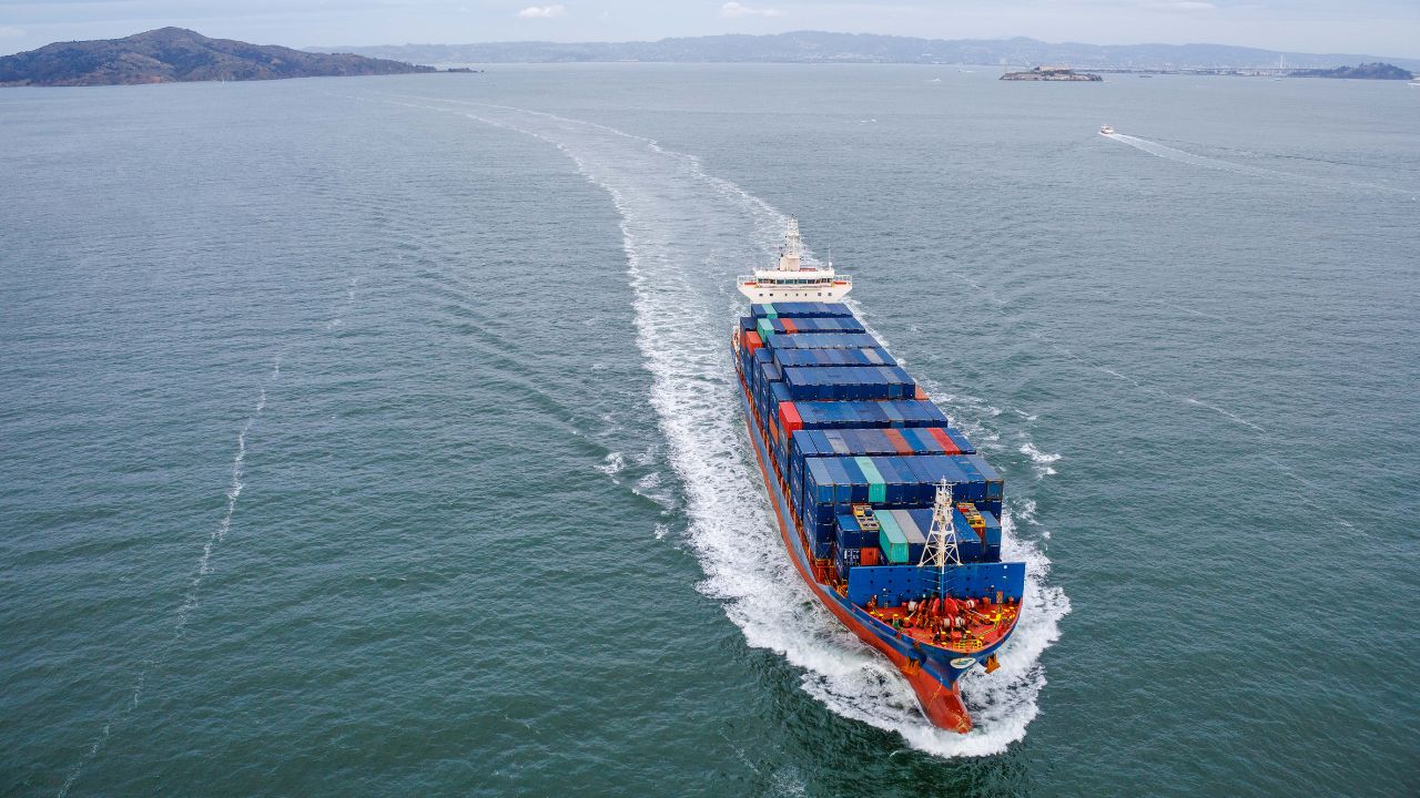 Who Pays Ocean Freight Under FOB Terms